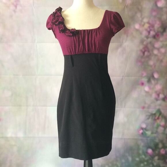 Size 1 dress   - Picture 2 of 3